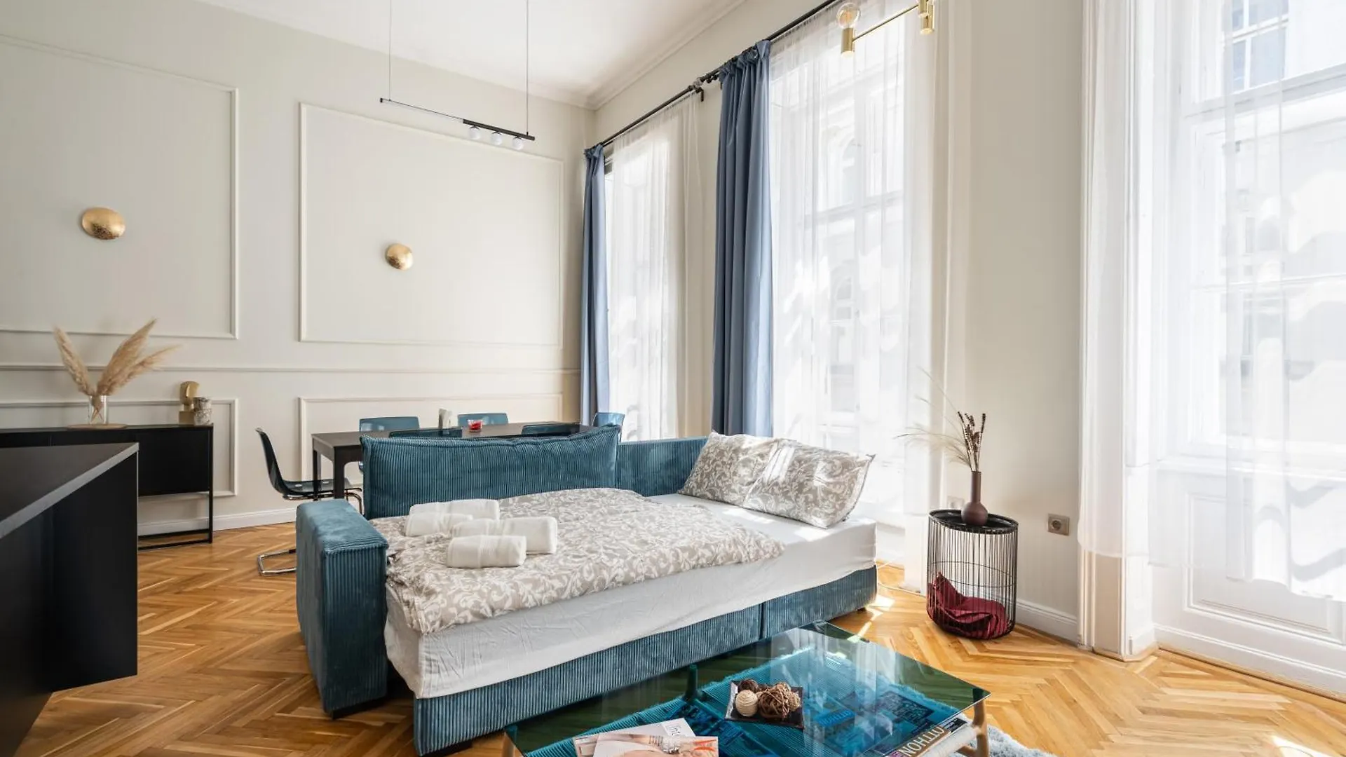 Styled Apartment Close To The River Danube. Budapest Ungern